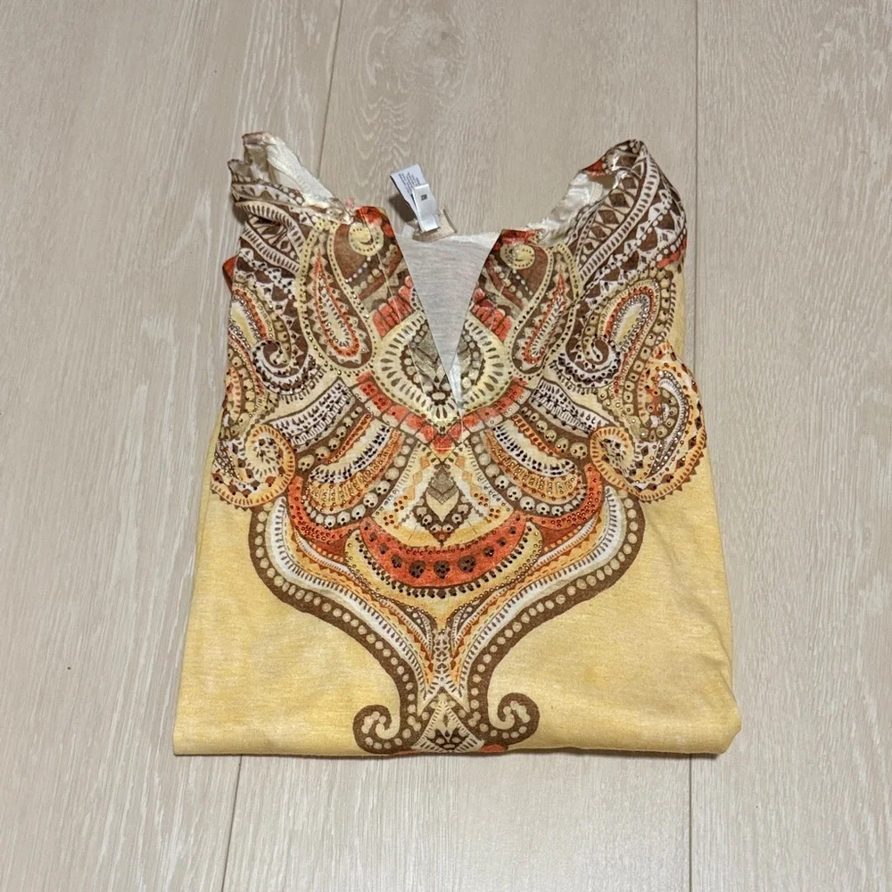 ✨ Chico's Yellow Orange Paisley Rhinestone Accented Blouse - Picture 2 of 9